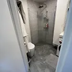 Lovely Flat With Great Location *